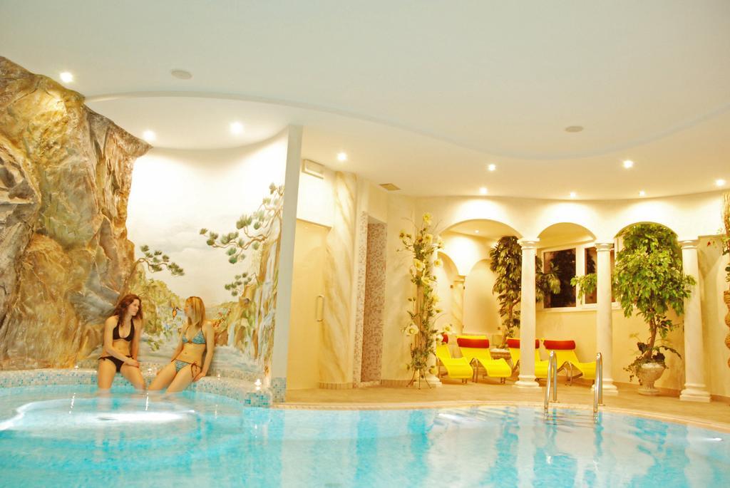 Hotel La Montanina In Val Di Non 3*