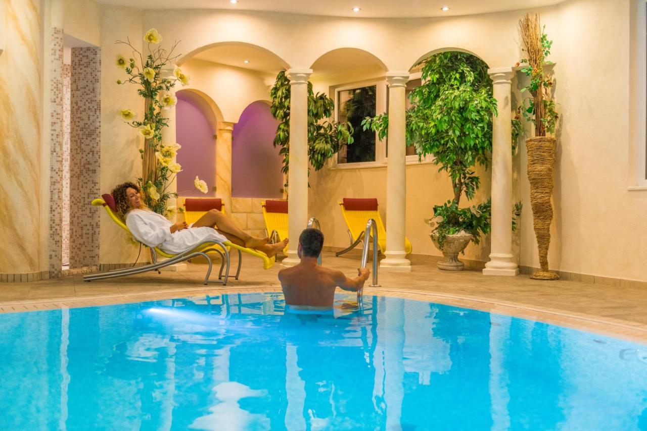 La Montanina In Val Di Non Hotel 3*